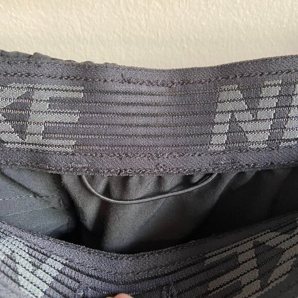 Nike Dri-Fit Black & Gray Athletic Shorts - Picture 5 of 6